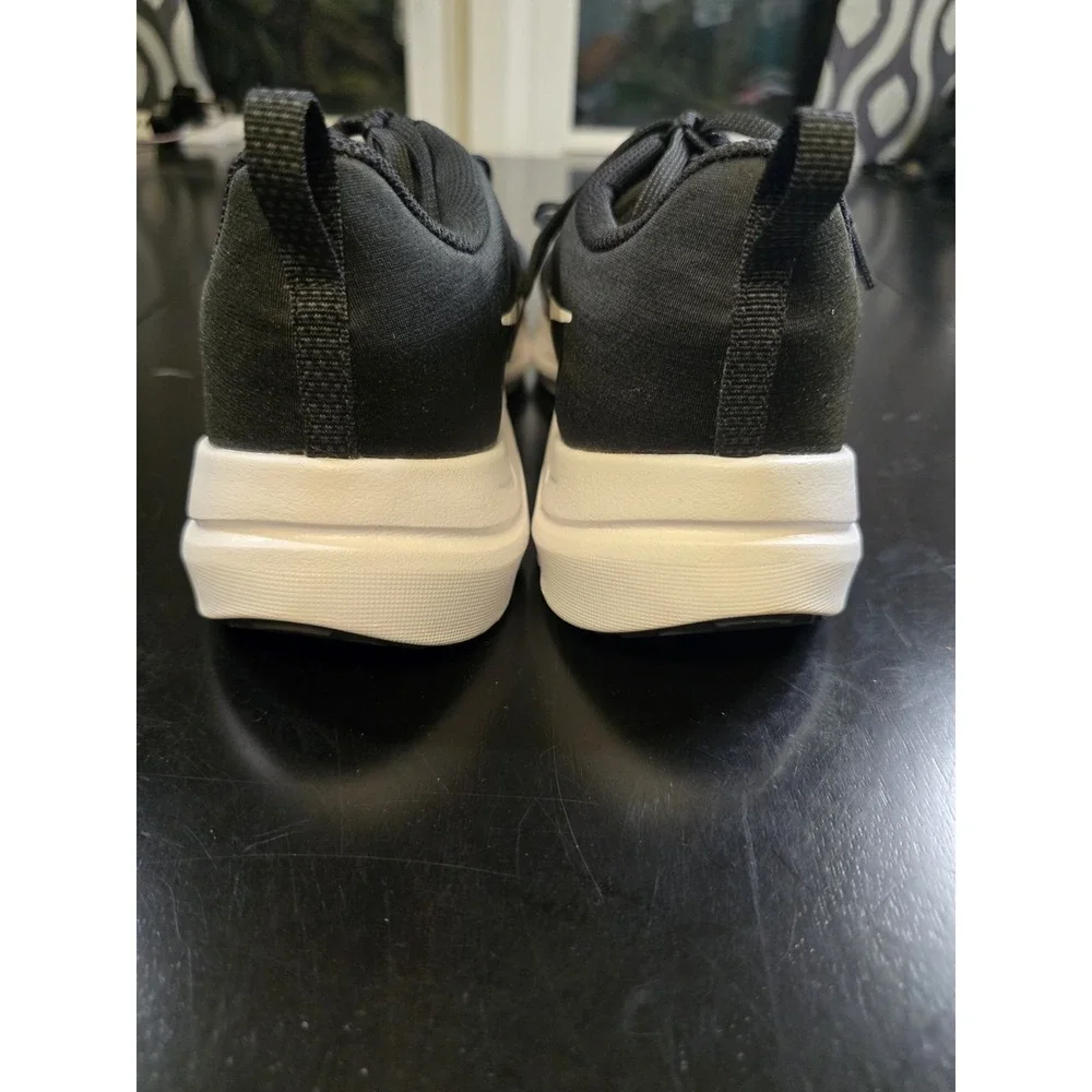 Size 10 - Nike‎ Downshifter 12 Black White